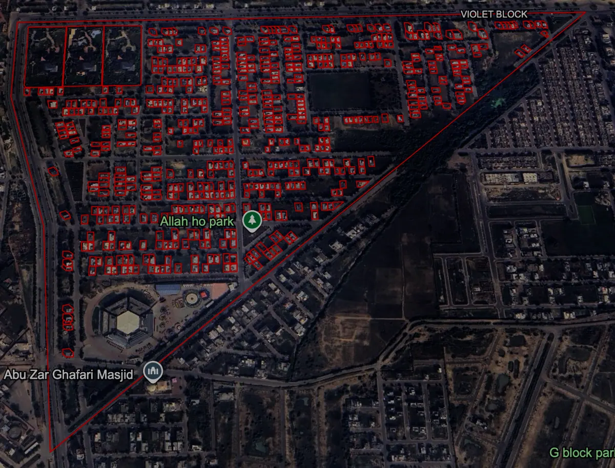 Satellite AI rooftop detection identifying installed solar panels across an urban block